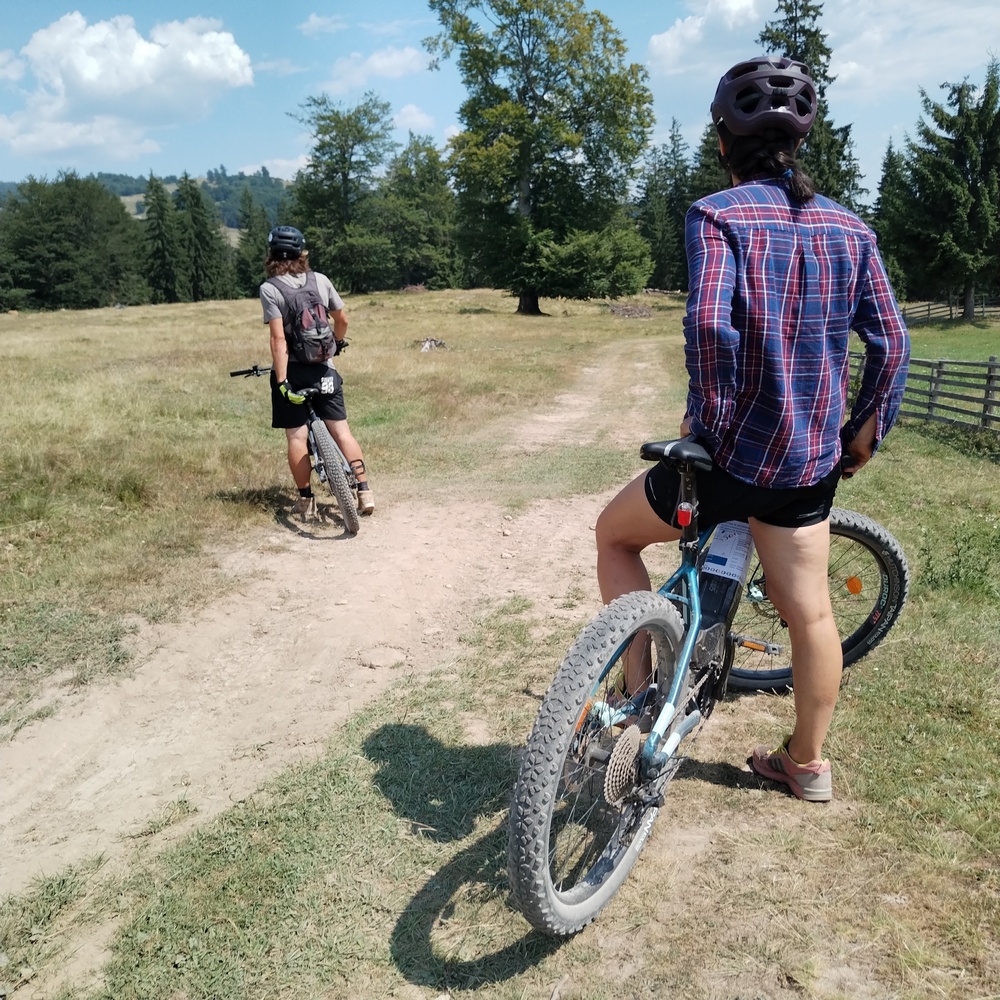 +Experience GIFT: Tură cu e-bike - Outdoor experience