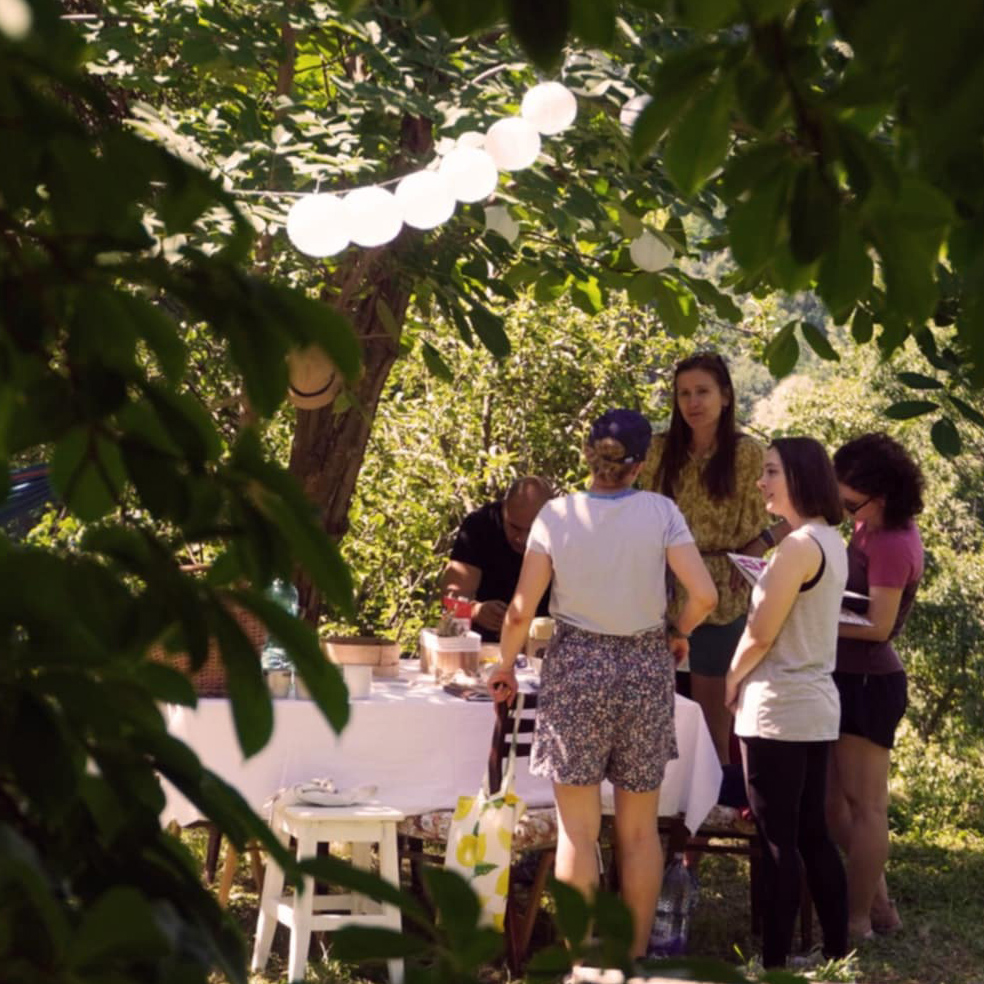 +Experience GIFT: Herbal dyes workshop și yoga în natură